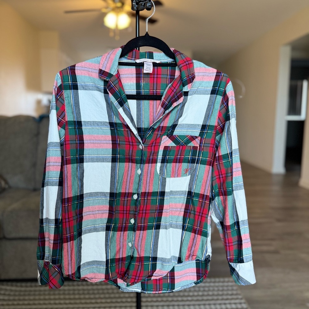 Plaid Button-Up Shirt Victoria Secret 🩷